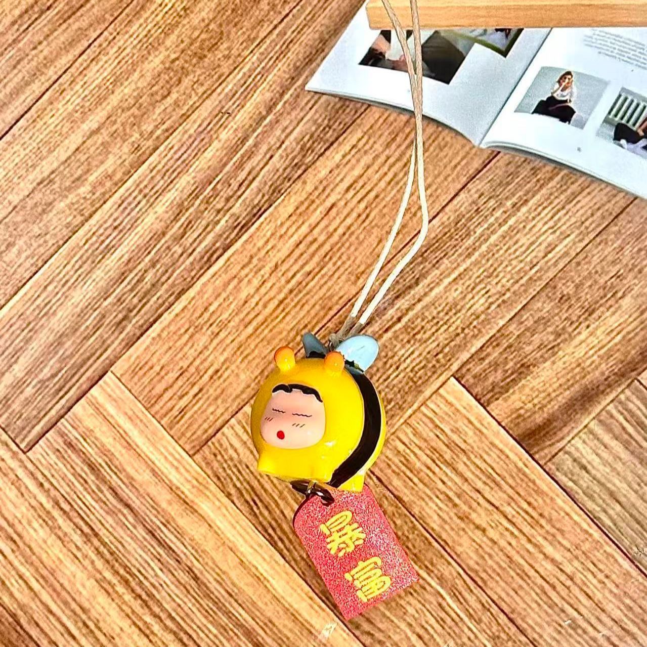 Crayon Shin-chan Bee Cosplay F - Car Mirror recension och pris